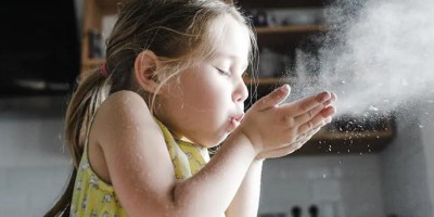 What is the alarm concentration for indoor dust sensors?