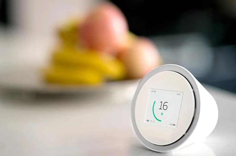 Capturing the Heartbeat of Air with Technology: Innovative Applications of Air Quality Monitors and PM2.5 Sensors